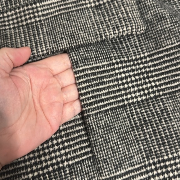 Plaid wool blend Coat classic black and white size Large NWT - Picture 13 of 16